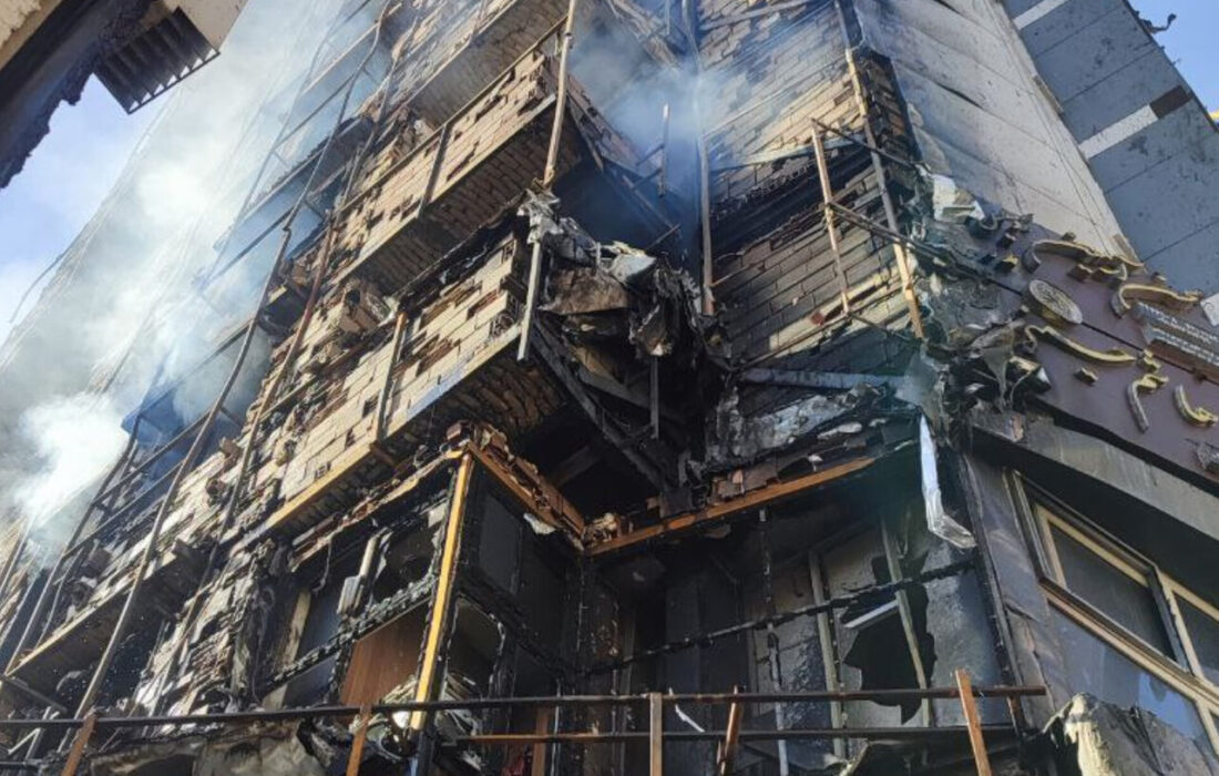 افزایش تعداد مصدومان حادثه آتش سوزی سبزوار؛وخامت حال ۳ نفر