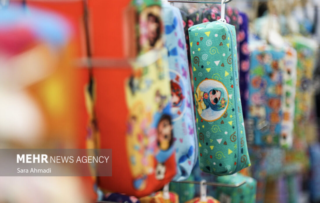 توزیع 6600 بسته نوشتافزار بین دانشآموزان کمبرخوردار زنجانی به همت روشن سرشت