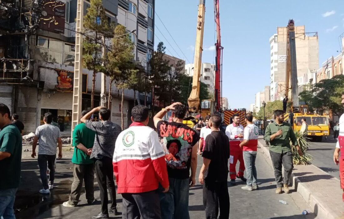 اعلام آخرین وضعیت حادثه آتش سوزی ساختمان سیمان سبزوار