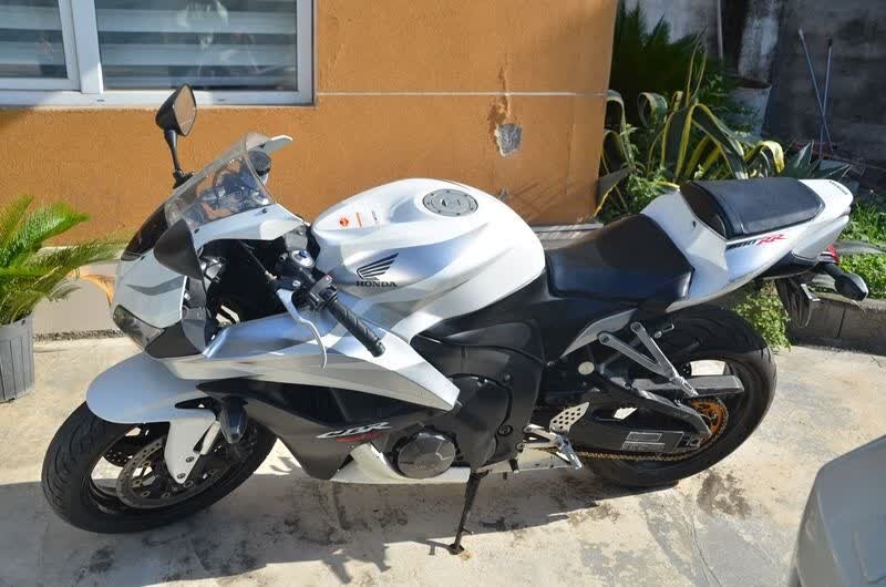 موتورسیکلت هوندا ۶۰۰ سی‌سی قاچاق در نوشهر توقیف شد