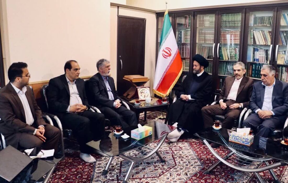 وزیر فرهنگ و ارشاد اسلامی با آیت الله عاملی دیدار کرد