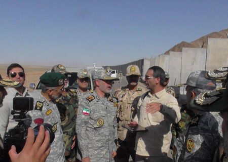 بازدید فرمانده کل ارتش از مرزهای مشترک ایران و افغانستان در تایباد