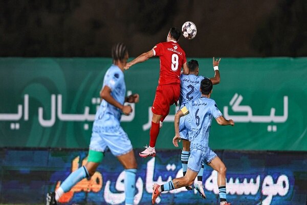 تساوی بی حاصل پرسپولیس و چادرملو؛ زور اخباری و هاشمیان به هم نرسید