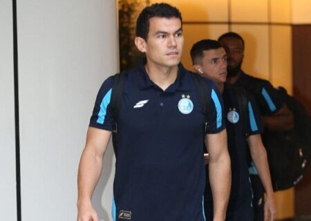 دو بازیکن استقلال به دیدار با پیکان نمی‌رسند