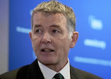 دیدگاه رئیس مستعفی ام‌آی۶ علیه چین، روسیه و ایران