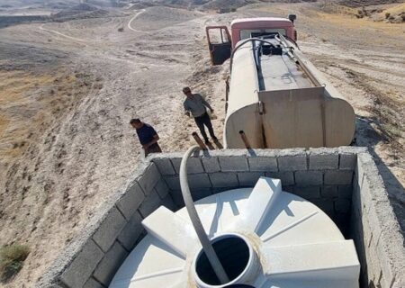 عملیات آبرسانی به زیستگاه‌های حیات‌وحش بوشهر اجرا شد