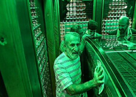 مهران رجبی مهمان آیین غبارروبی حرم حضرت عبدالعظیم حسنی(ع)