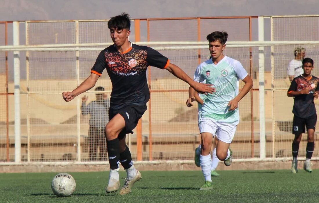 حضور ۱۰ تیم در رقابت‌های لیگ برتر فوتبال استان کرمان