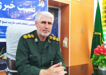 توزیع هزار بسته نوشت‌افزار بین دانش‌آموزان نیازمند کهگیلویه