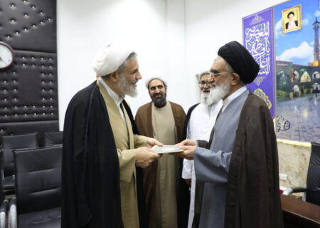 مراسم تکریم و معارفه ائمه جمعه پردیسان قم برگزار شد