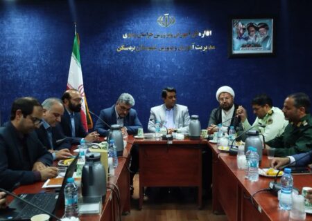 عدالت آموزشی و ارتقای فضاهای فرهنگی در الولیت قراردارد