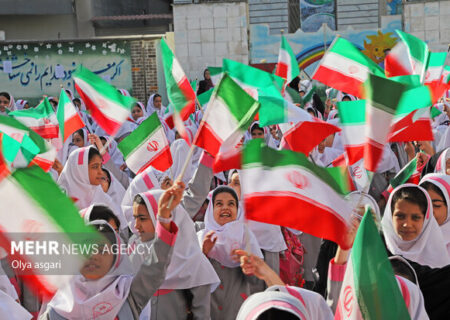نوروز دانش در بام ایران؛ ۲۰۳۵ مدرسه میزبان دانش‌آموزان شدند