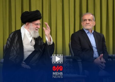 تاکید مقام معظم رهبری بر راهبردهای اقتصاد دانش‌بنیان