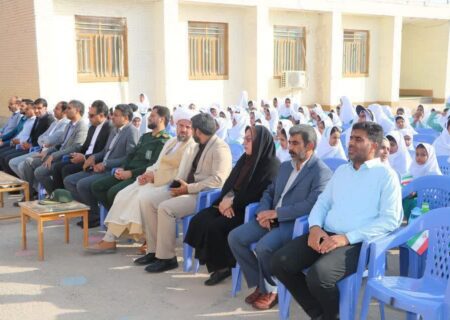 زنگ مهر در فهرج به صدا درآمد؛ آغاز سال تحصیلی۱۰ هزار دانش آموز