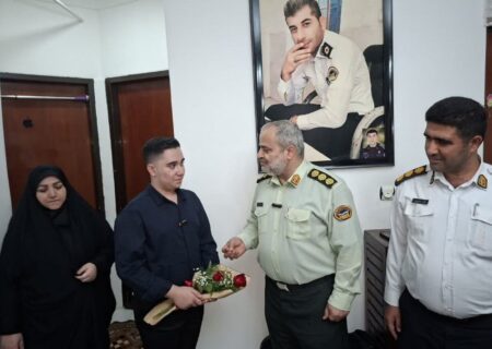 بدرقه فرزند شهید حسینیان تا مدرسه در بهشهر