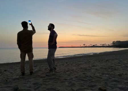 خدمت به مردم در دل آشوب فضای مجازی؛ بلاگری که قهرمان شد!