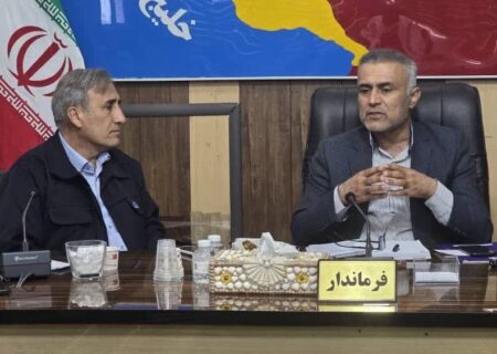 اسفندیاری: صنایع نفت و گاز پروژه‌های متعددی در گناوه اجرا می‌کنند