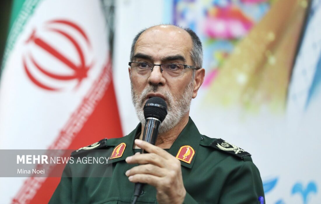 هدف اصلی دشمن، مشوش سازی افکار عمومی جامعه است