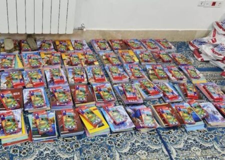 ۸۴۰ بسته نوشت افزار بین دانش آموزان آبپخشی توزیع شد