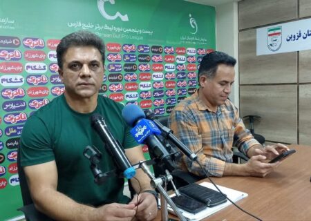 سرمربی شمس‌آذر: برای کسب ۳ امتیاز برابر استقلال می‌ایستیم