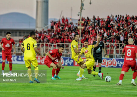 تراکتور در صدر، استقلال و پرسپولیس همچنان ناامید/پایان ناکامی‌های سپاهان