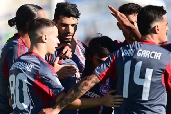 طارمی در فهرست نهایی المپیاکوس برای نبرد با آرسنال؛ تصویر لو رفت