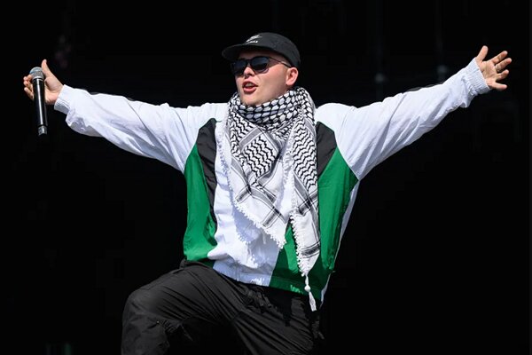 تبرئه گروه موسیقی ایرلندی از اتهام تروریسم و حمایت از فلسطین