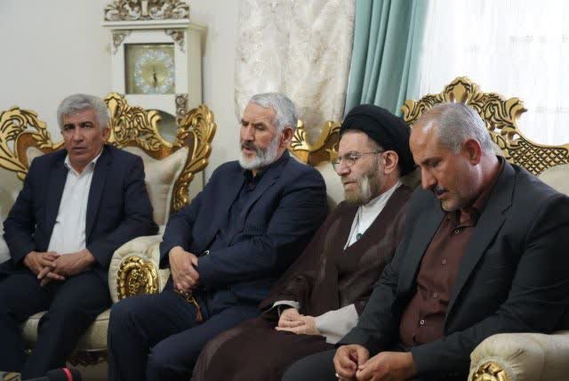 ملت ایران: استوار در پیمان با ولایت فقیه