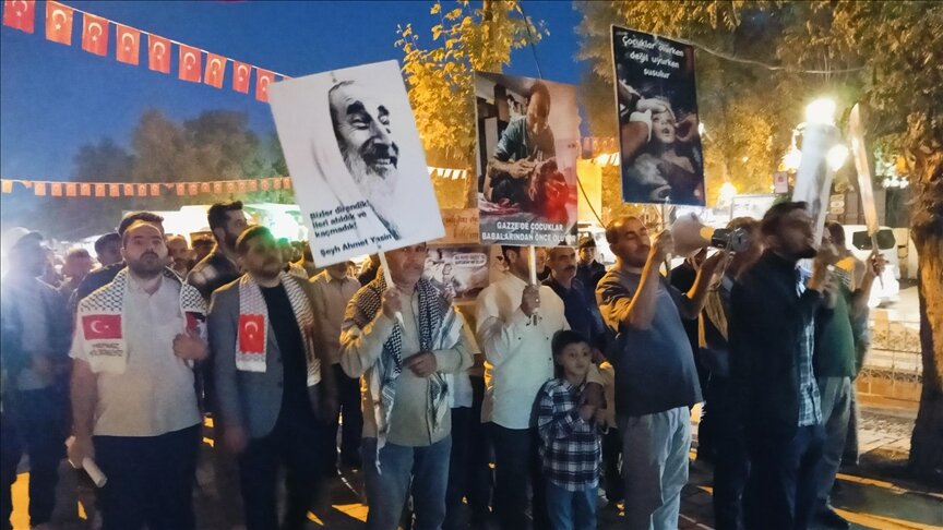 تجمع گسترده مردم ترکیه در حمایت از کاروان صمود