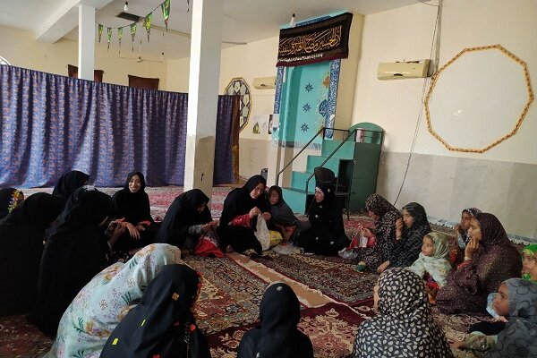 برگزاری دوره آموزشی بافت کریشی، گامی در توانمندسازی بانوان دلگانی