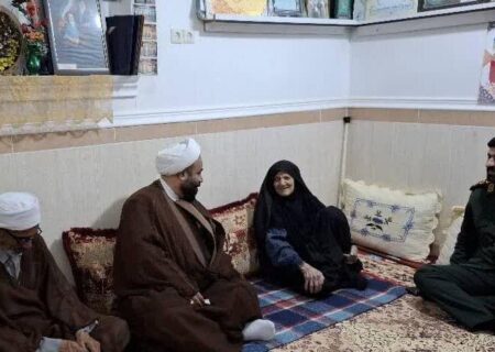 امام جمعه سیراف: خانواده شهدا، پرچمداران همیشگی فرهنگ ایثار و شهادت