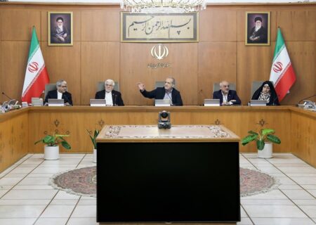 پزشکیان: زیر بار مذاکره‌ای که گره‌های جدیدی به مشکلاتمان اضافه کند، نمی‌رویم