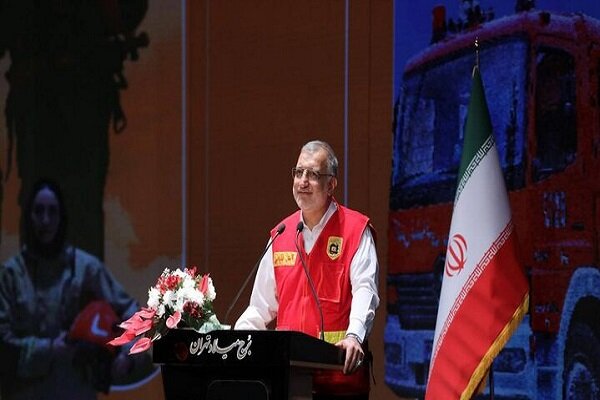 زاکانی از نقش آتش‌نشانان در خط مقدم امدادرسانی جنگ ۱۲ روزه پرده برداشت