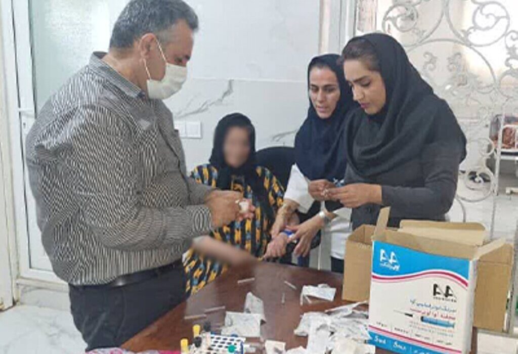 ارائه خدمات آزمایشگاهی رایگان به مددجویان سرای مهر مادر گناوه