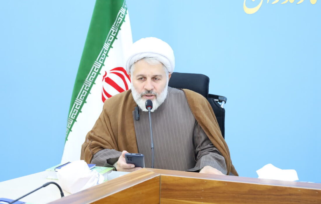 صادقی: شعر مقاومت، زبانی نافذ در صیانت از هویت انقلابی