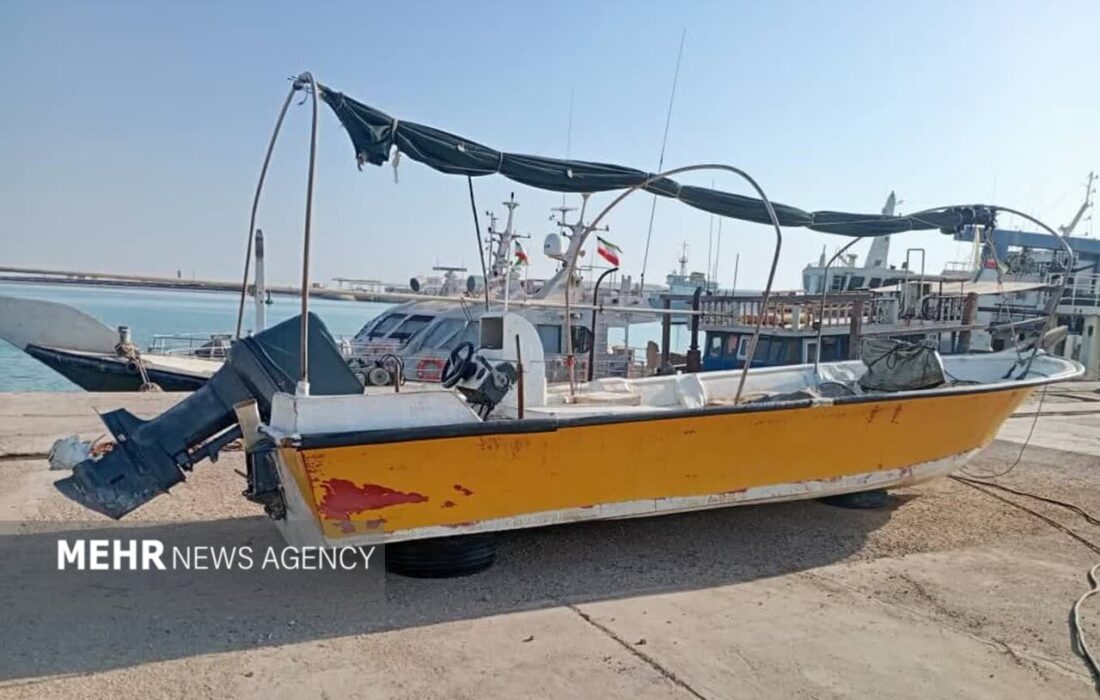 توقیف شناور فاقد پروانه در آبهای ساحلی بوشهر