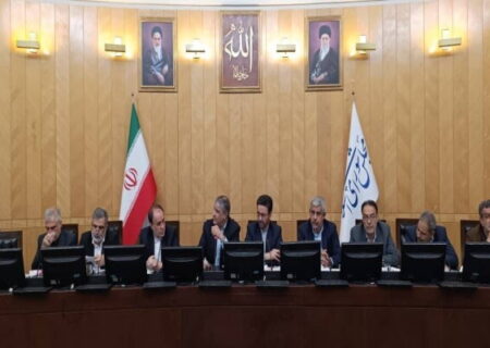 مجلس به بررسی سیاست‌های انرژی هسته‌ای ابلاغی از سوی رهبری پرداخت