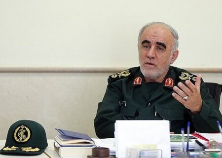 سردار رستگارپناه: «مکانیسم ماشه» خللی به اراده ملت ایران وارد نمی‌کند