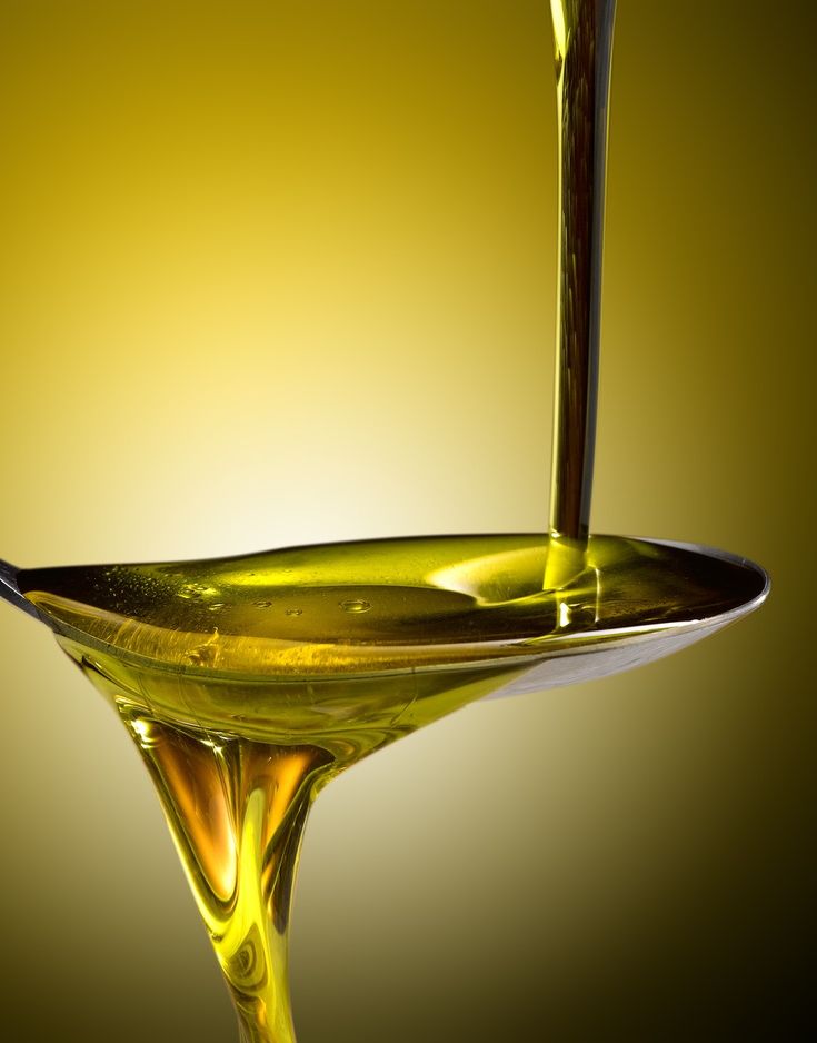 💧 راهنمای جامع روغن مایع: از انواع و خواص تا نکات آشپزی و نگهداری