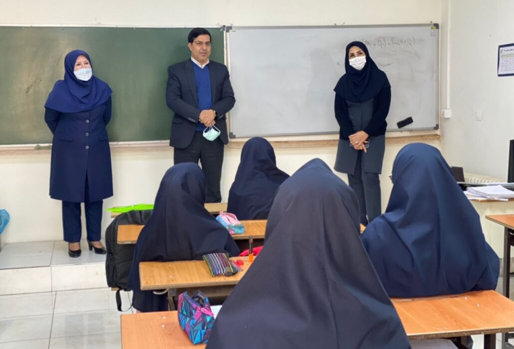 دلیل تاخیر در پرداخت حقوق معلمان چه بوده است؟