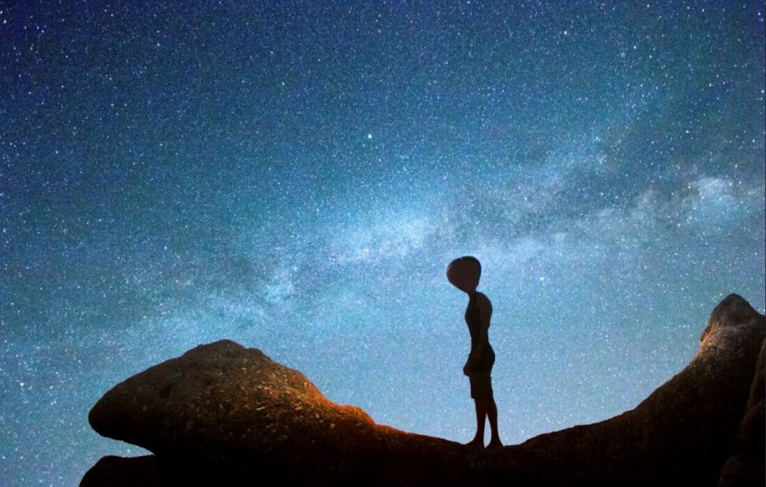 موجودات فضایی مکالمات ما را شنود میکنند؟