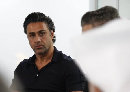 فریاد بلند فرهاد مجیدی: خون من آبی است!