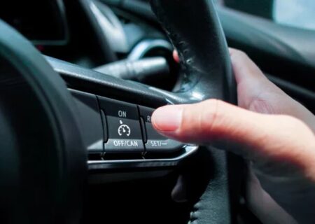 آیا استفاده از کروز کنترل خودرو مصرف سوخت را کاهش می‌دهد؟