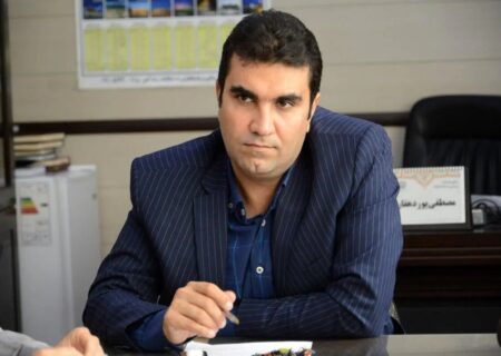 نماینده مجلس: بر سر دوراهی هسته‌ای و جنگ قرار گرفته‌ایم/ باید برجام ۲ شکل بگیرد/ حالت بلاتکلیفی بعد از جنگ اخیر ادامه یابد، تاب آوری مردم کم می‌شود