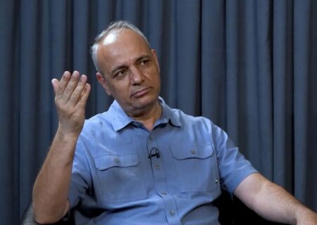 زیدآبادی: جلیلی برنده شد، نه پزشکیان! / قدرت در دست کسی است که صداوسیما را در اختیار دارد!