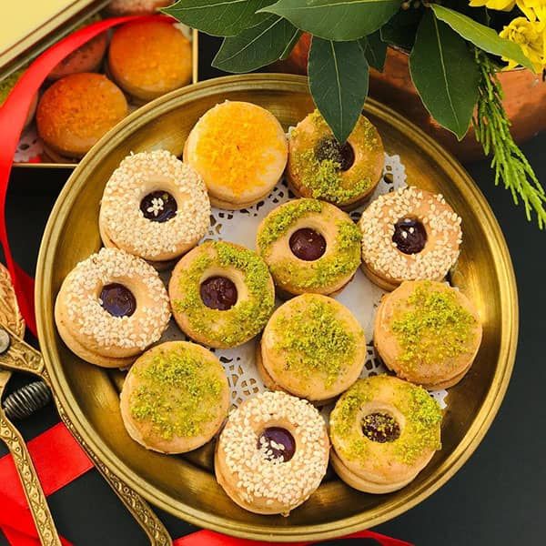 راهنمای جامع خرید و پخت شیرینی: از سنتی تا مدرن 🍪