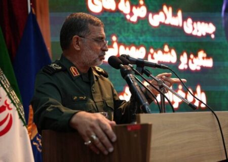 سخنگوی سپاه: تهاجم دشمن غافلگیرکننده بود اما نیروهای مسلح ایران به دلیل آمادگی کامل دچار فروپاشی نشد/ دشمن اعتراض‌های مردم را ظرفیت شورش تلقی کرد