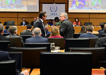 اولیانوف: روسیه و چین ابتکار جدیدی برای حل موضوع هسته‌ای ایران ارائه می‌کنند