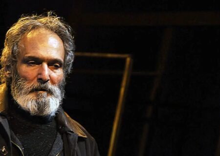 بازیگر پیشکوست: هشتم گروی نهم است