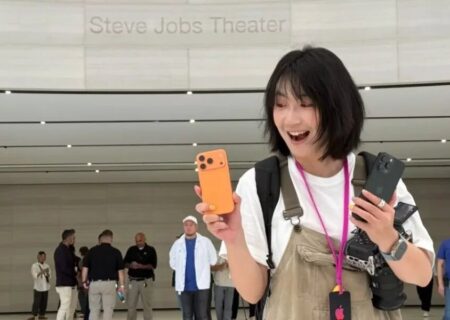 شرکتی که به تمام کارمندان خود آیفون ۱۷ پرومکس هدیه داد